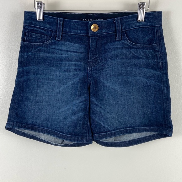✨3/$25✨ Banana Republic Dark Wash Jean Shorts - 25R - Picture 1 of 7